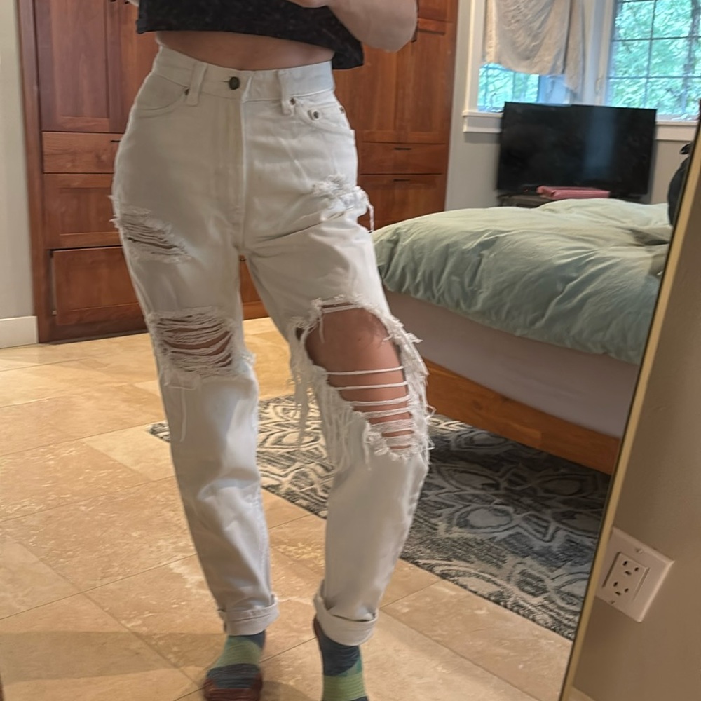 Levi's vintage Wedgie High Rise Distressed White Straight Jeans